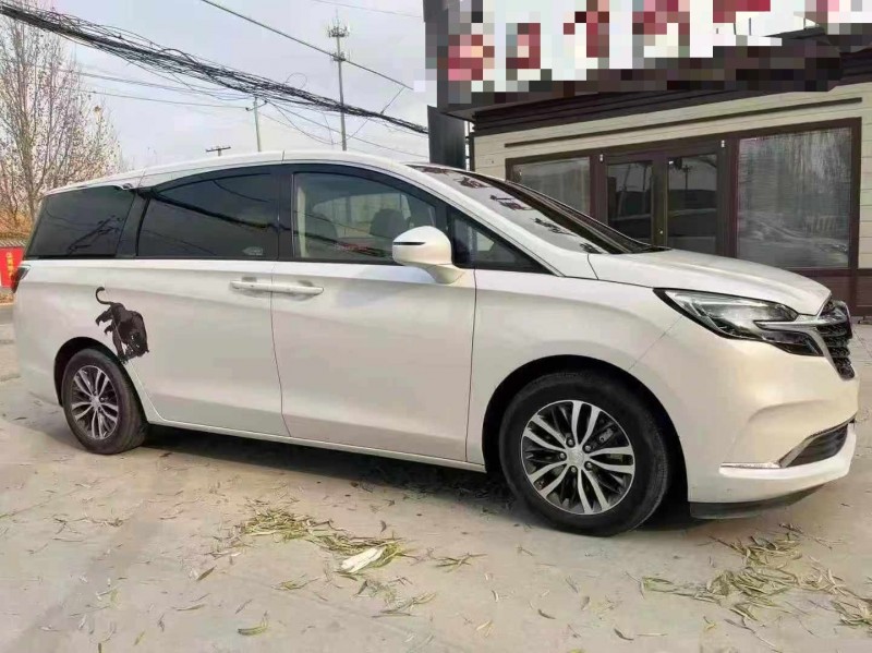 保定22年别克GL82