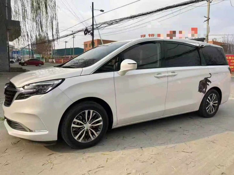 保定22年别克GL83