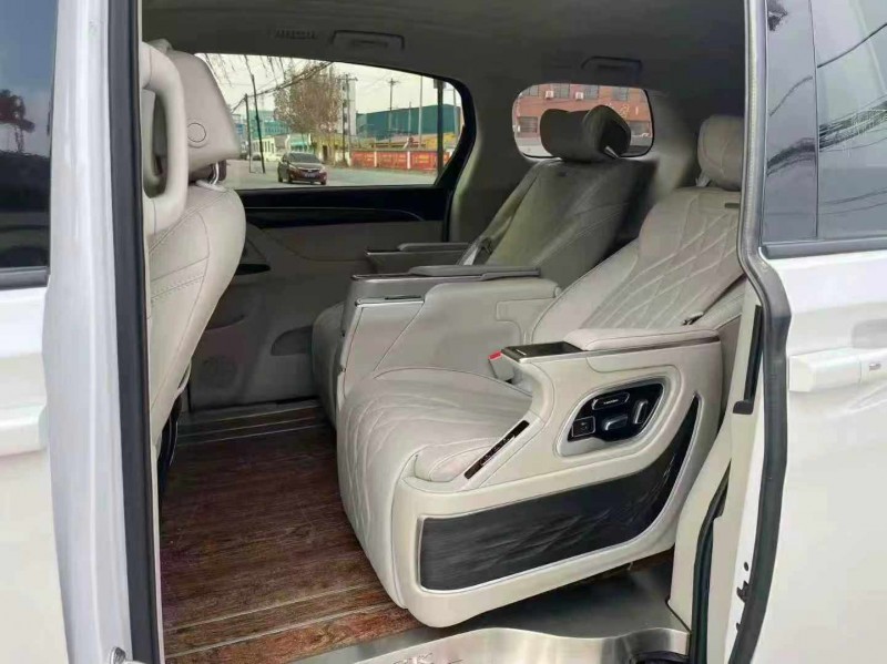 保定22年别克GL86