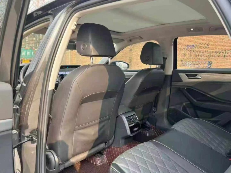 保定23年大众速腾6