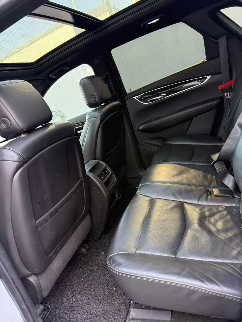 运城19年凯迪拉克XT54