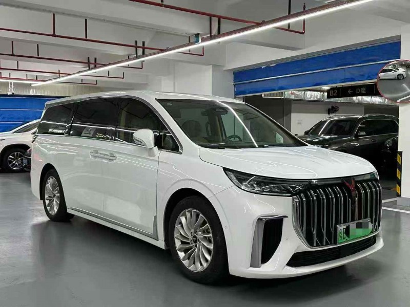 广州24年岚图汽车梦想家2