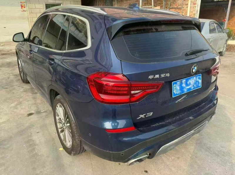 广州19年宝马X34