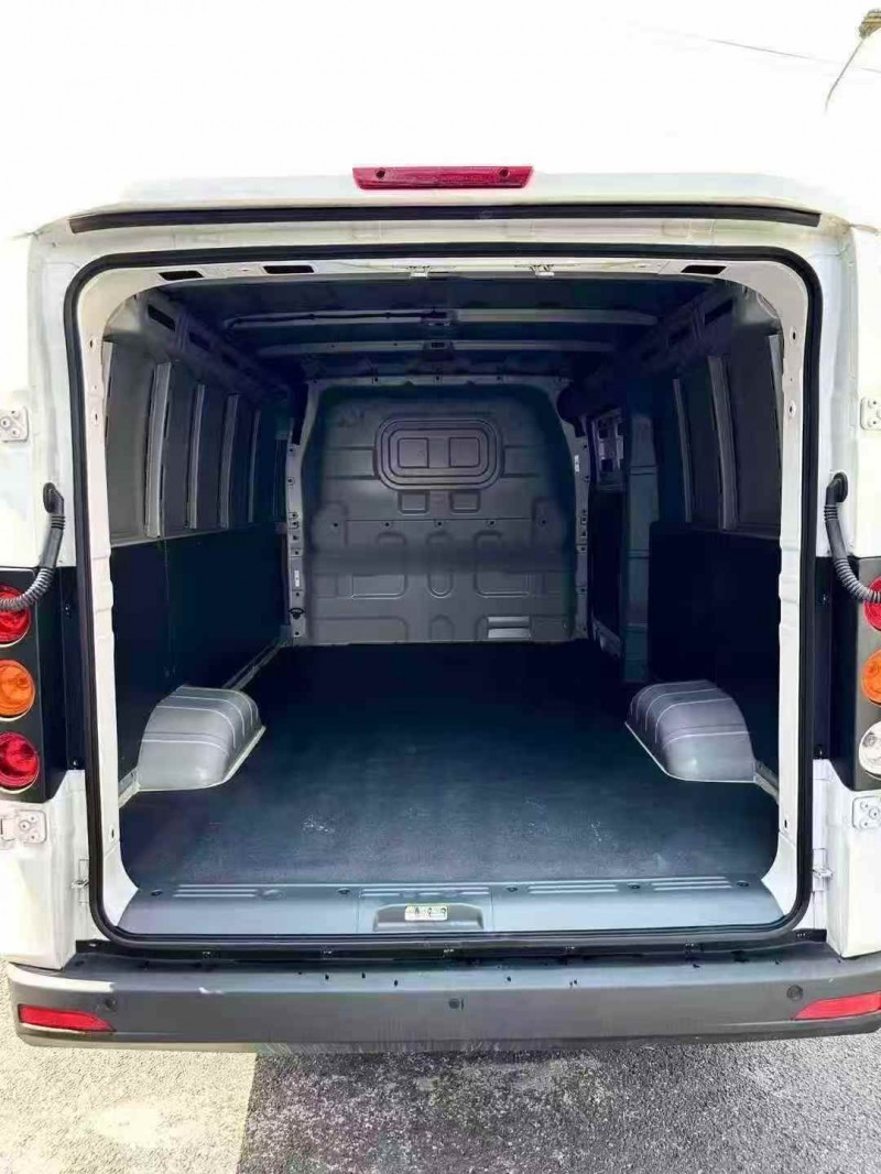 广州25年吉利远程5