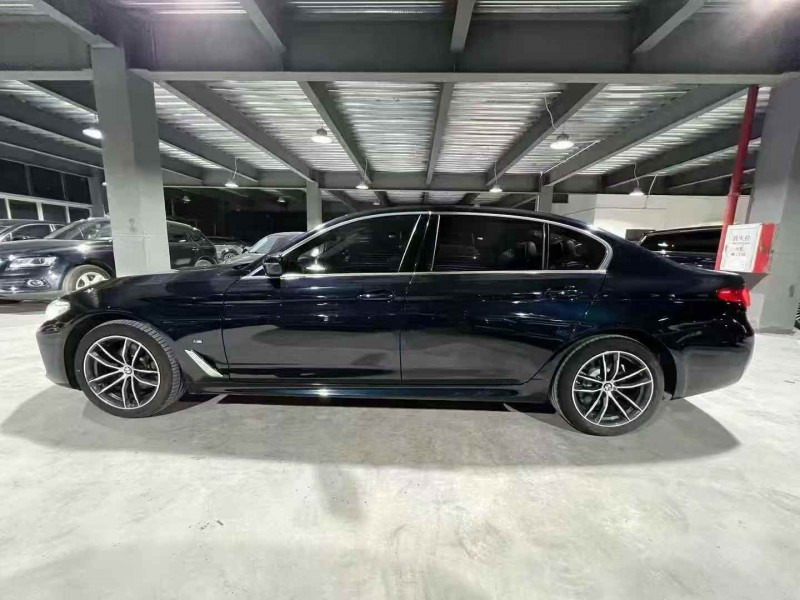 广州22年宝马5系5