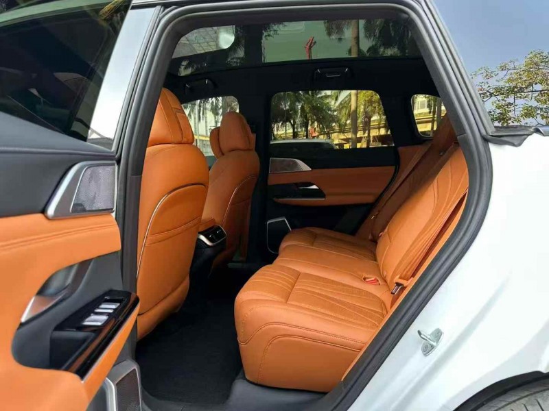 广州24年小鹏汽车G97