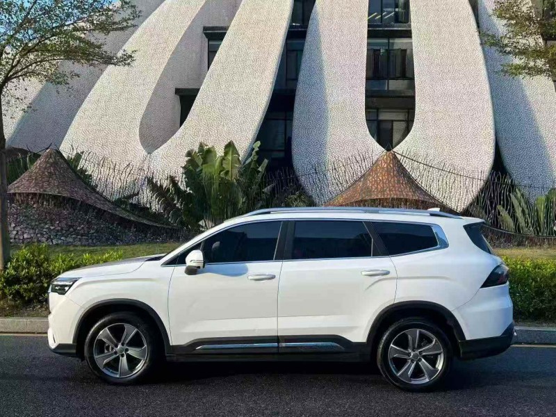 广州25年吉利豪越7