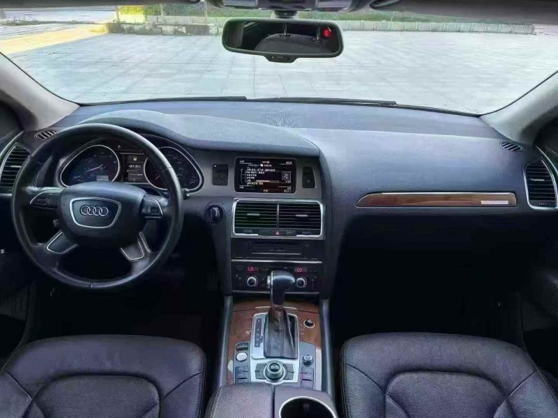 吉林15年奥迪Q74