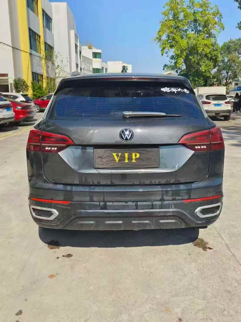 广州21年大众探岳9