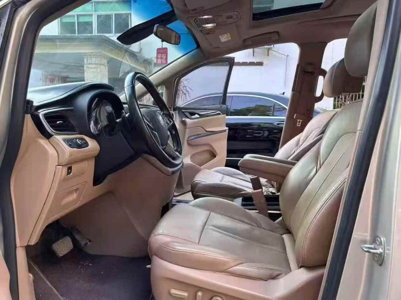 广州18年别克GL84