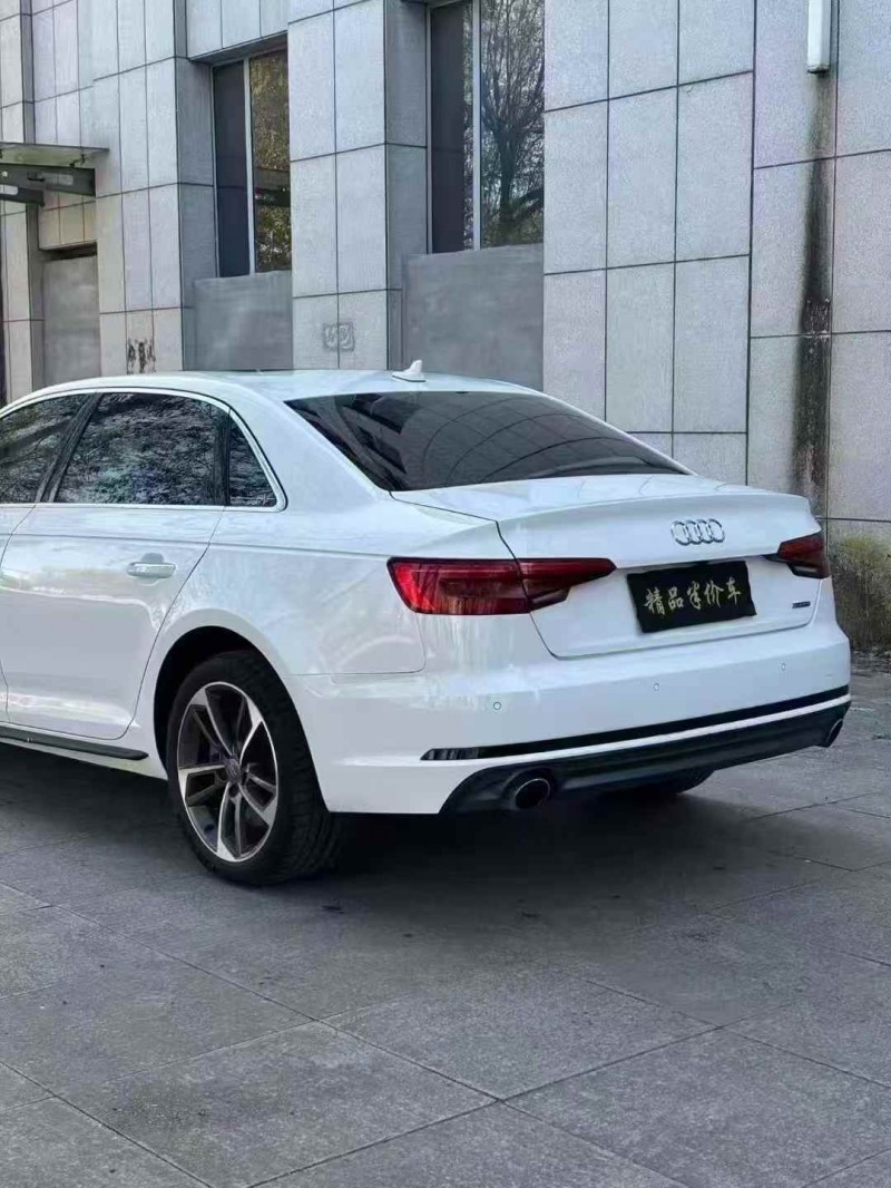吉林17年奥迪A4L8
