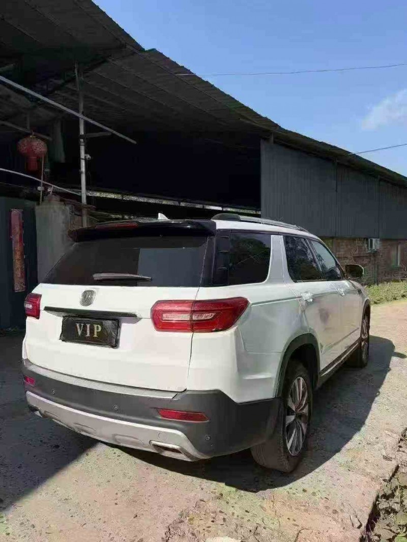 遂宁18年长安汽车CS957