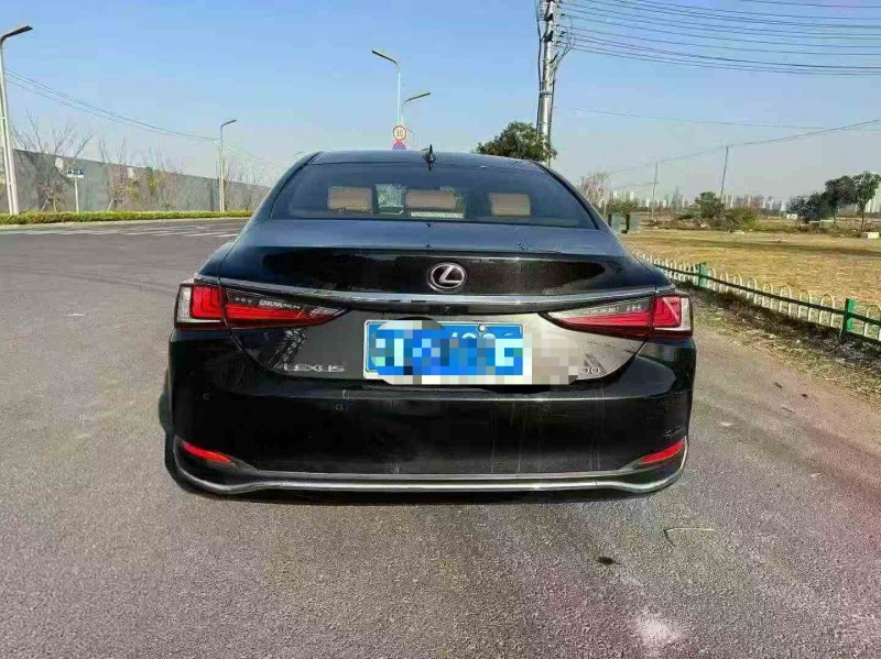 淮安20年雷克萨斯ES9