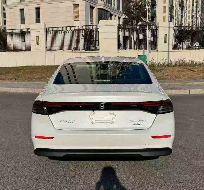 南京24年本田雅阁9