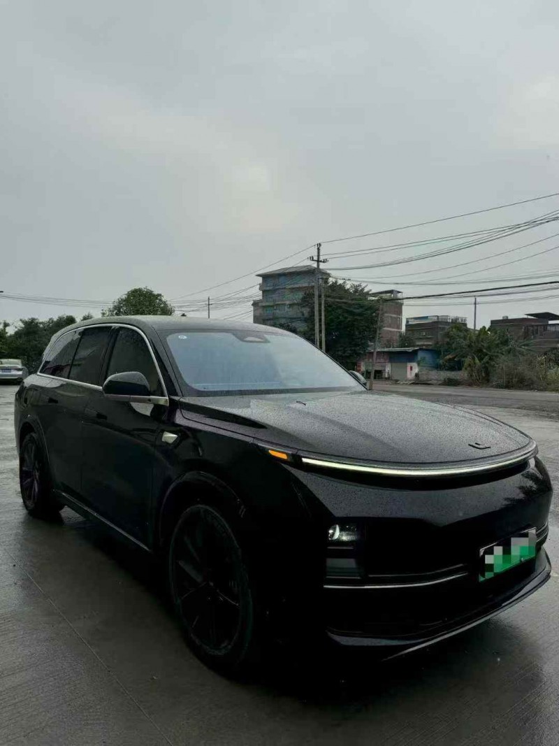 广州23年理想L82