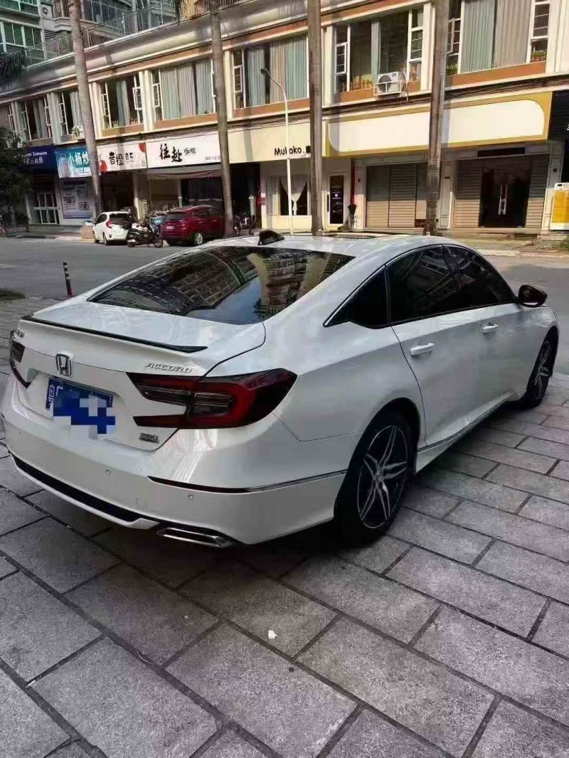 广州22年本田雅阁4