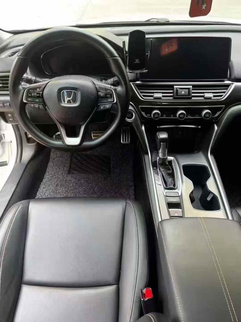 广州22年本田雅阁7