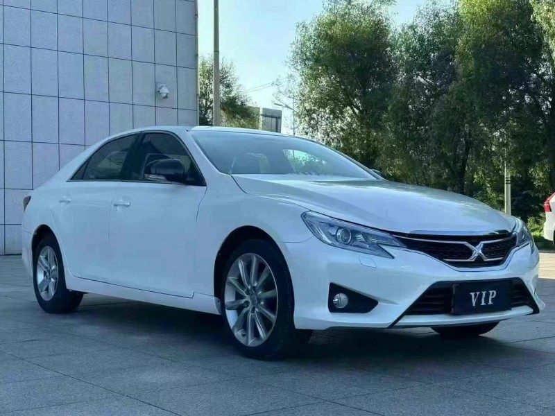 吉林17年丰田锐志9