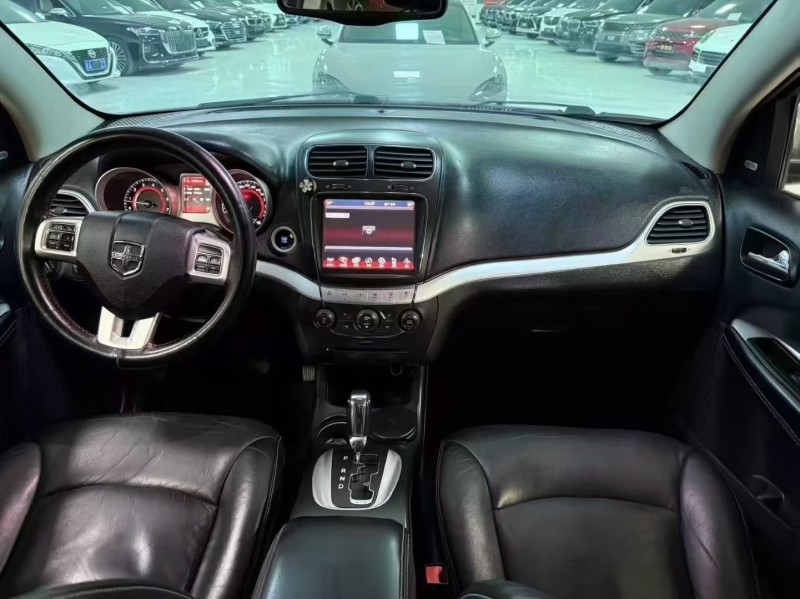 廊坊15年道奇酷威5