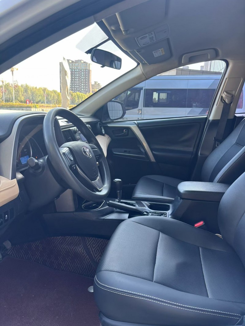吉林18年丰田RAV46