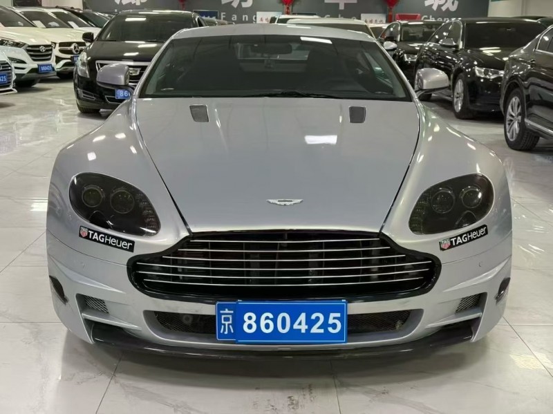 廊坊13年阿斯顿·马丁V8 Vantage1