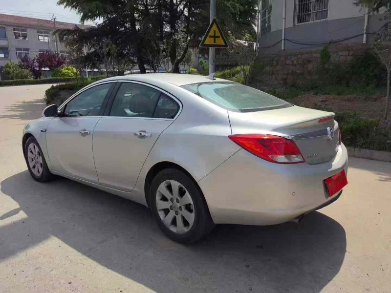 烟台13年别克君威8