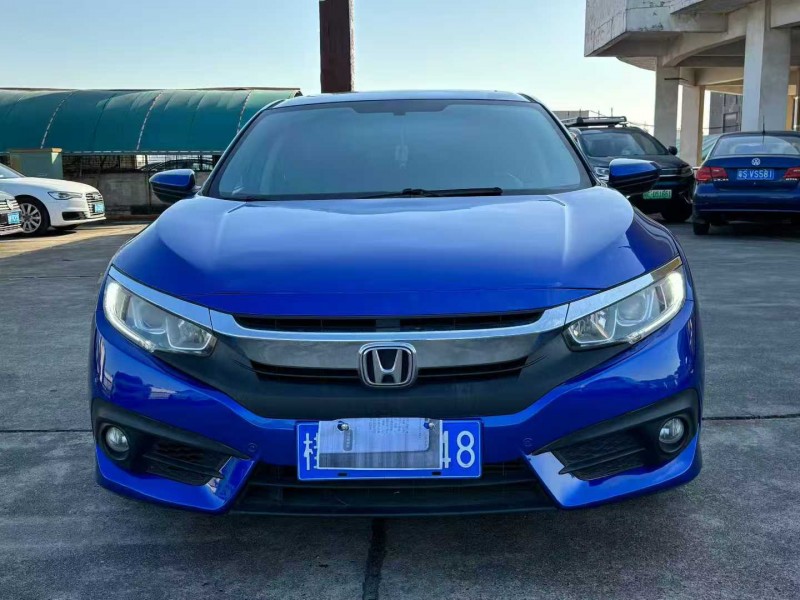 东莞17年本田思域1