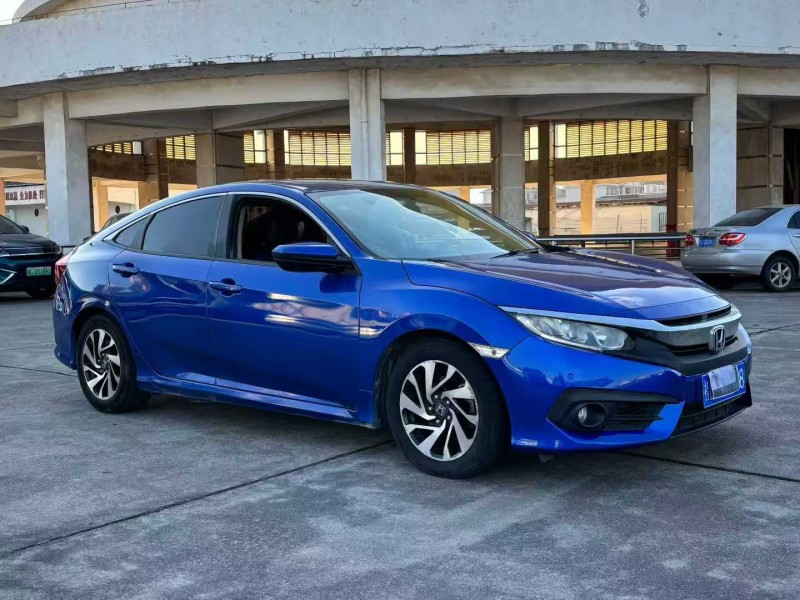 东莞17年本田思域2