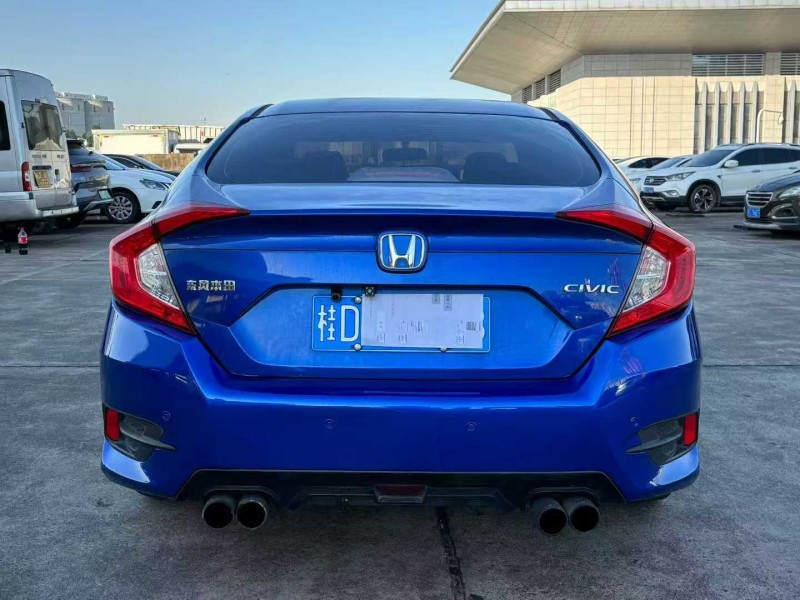 东莞17年本田思域5