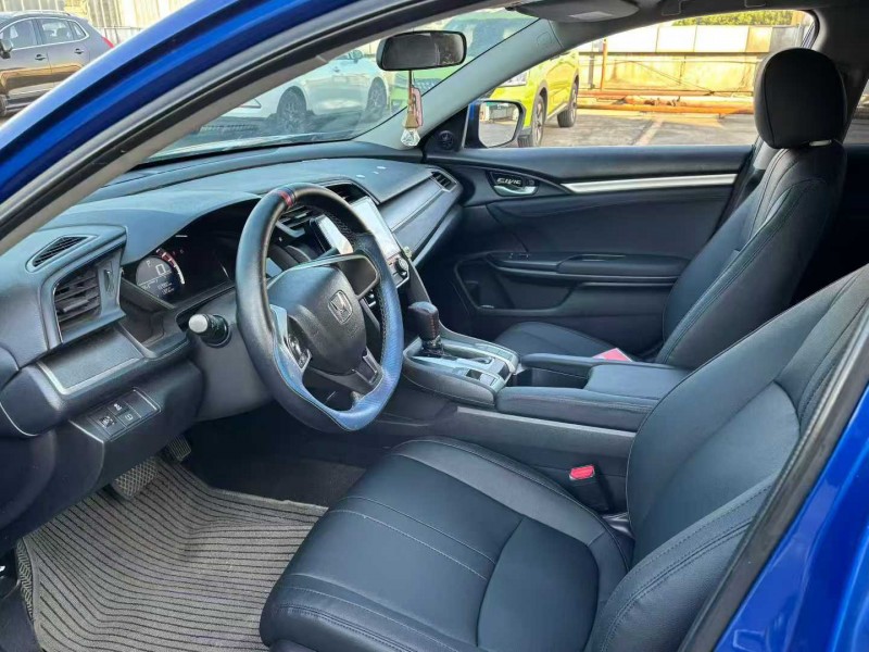 东莞17年本田思域9