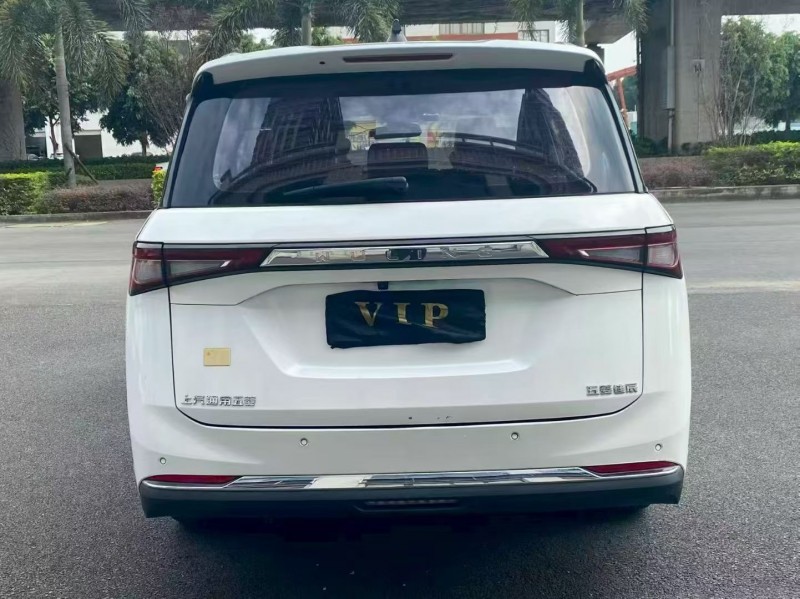 厦门22年五菱汽车佳辰8