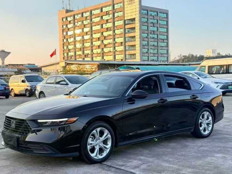 东莞23年本田雅阁3