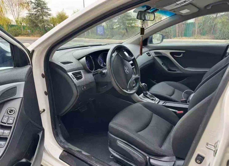 徐州18年现代朗动6