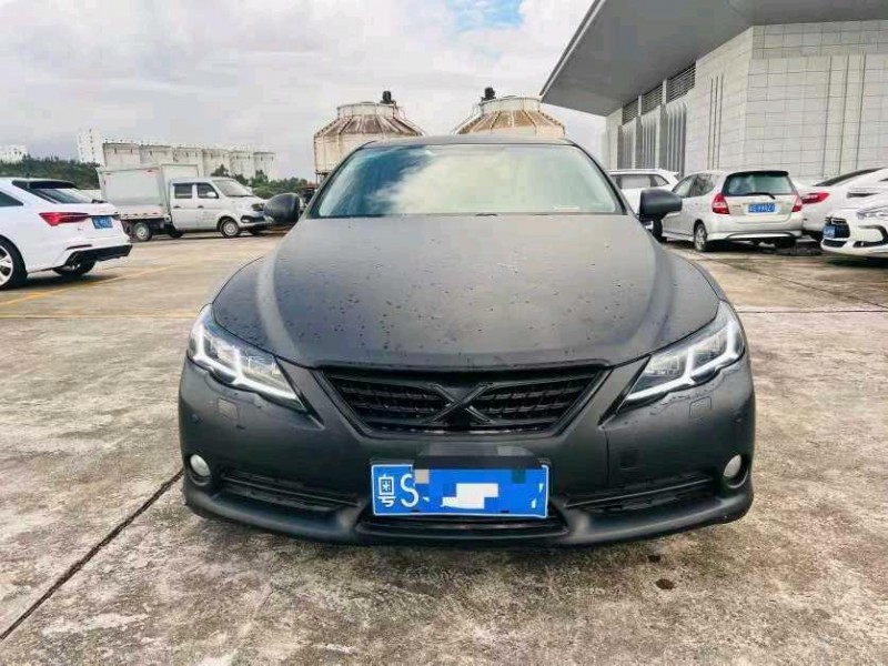 东莞12年丰田锐志1