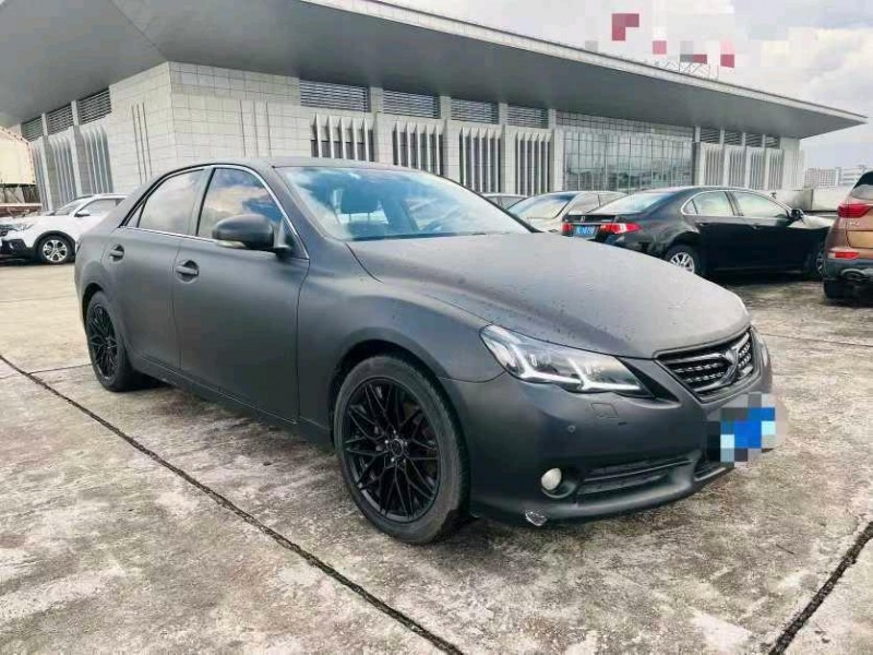 东莞12年丰田锐志3