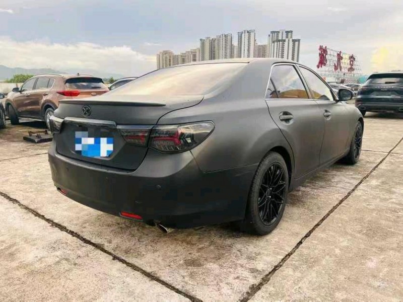 东莞12年丰田锐志8