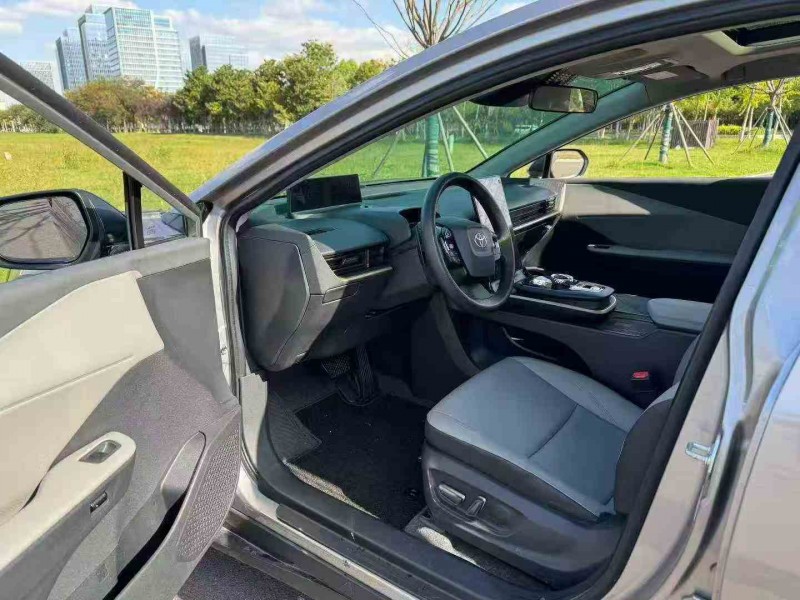 连云港25年丰田BZ3Pro6