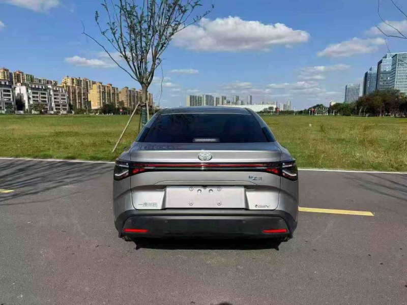 连云港25年丰田BZ3Pro9