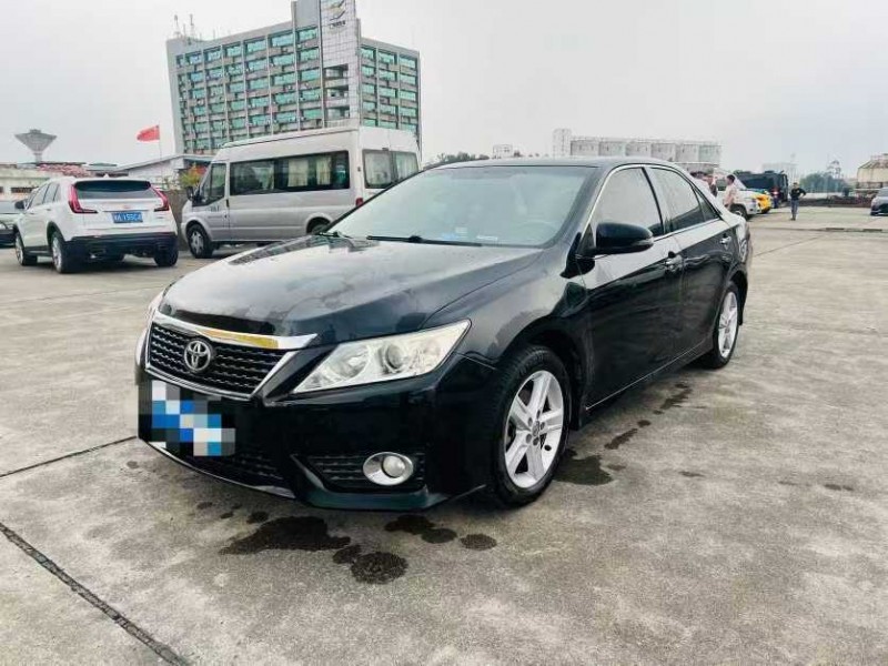 东莞12年丰田凯美瑞3