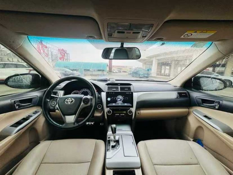 东莞12年丰田凯美瑞5