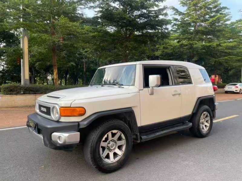 东莞18年丰田兰德酷路泽3