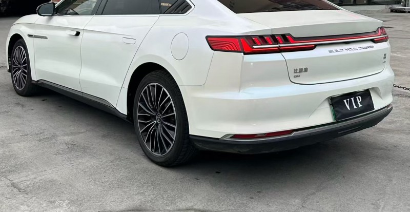 遵义21年比亚迪汉7