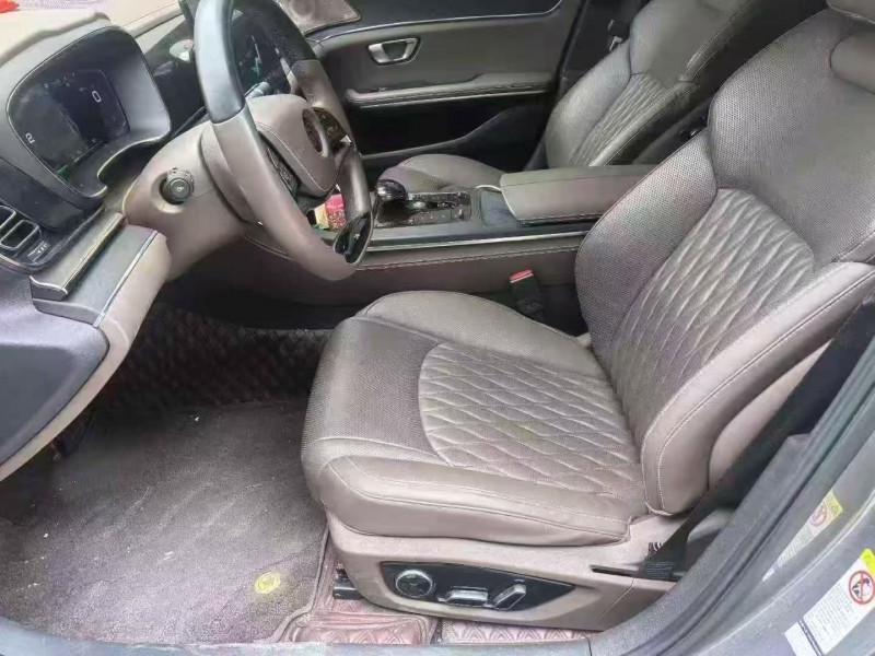 济宁22年比亚迪汉6