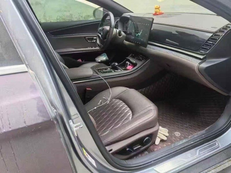 济宁22年比亚迪汉8