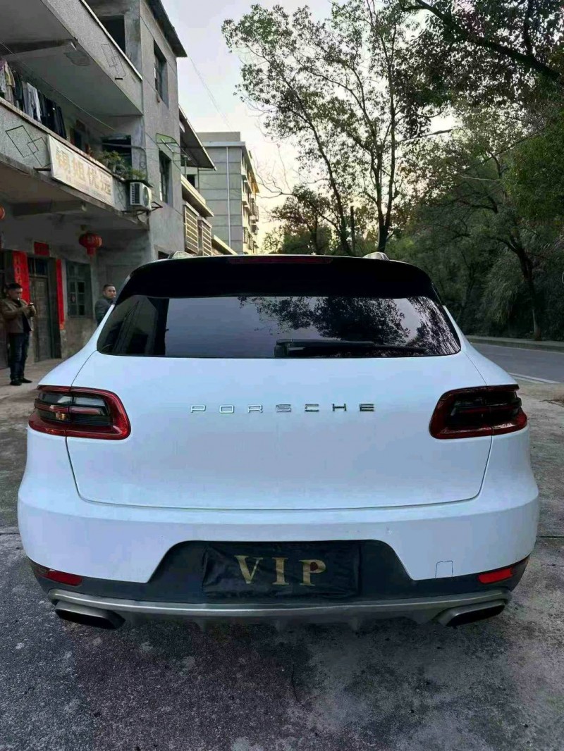 常德16年保时捷Macan9