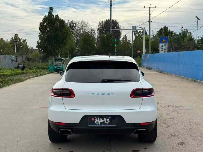 青岛16年保时捷Macan8