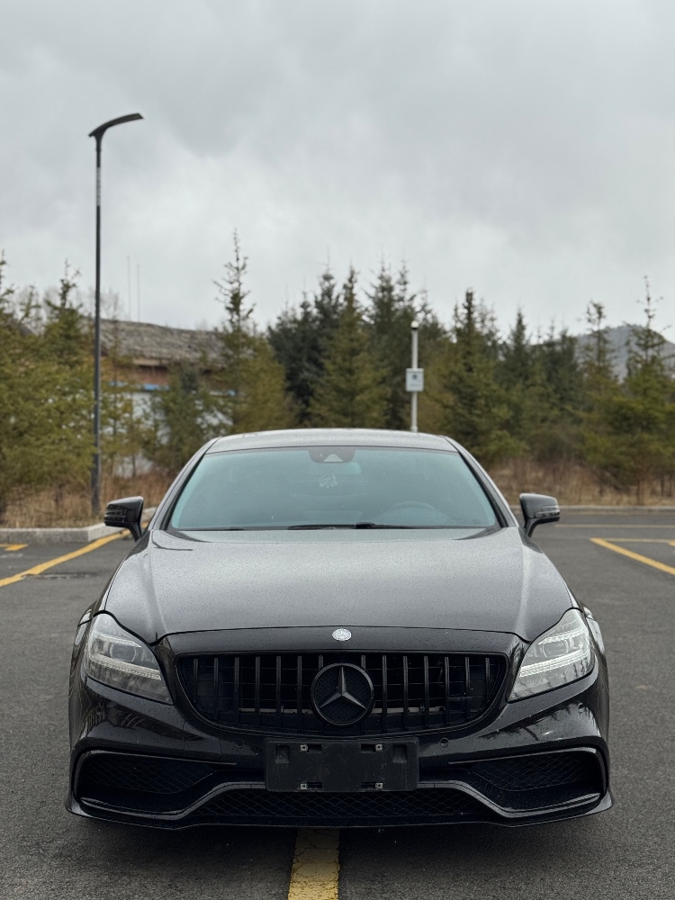 甘南16年奔驰CLS1