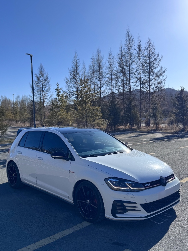 甘南18年大众高尔夫3