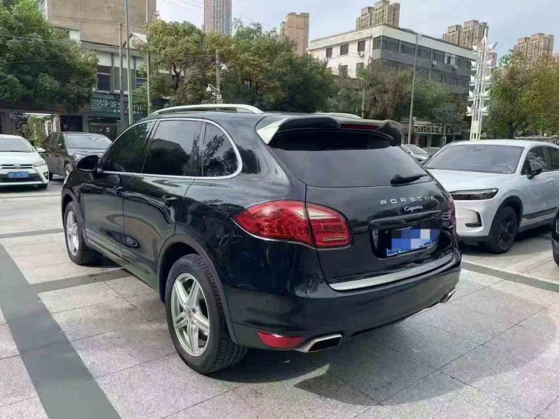 徐州14年保时捷卡宴7