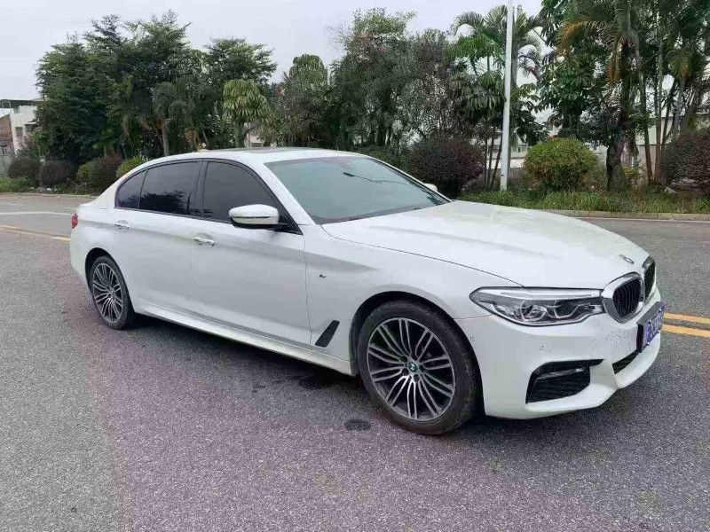 江门18年宝马5系3